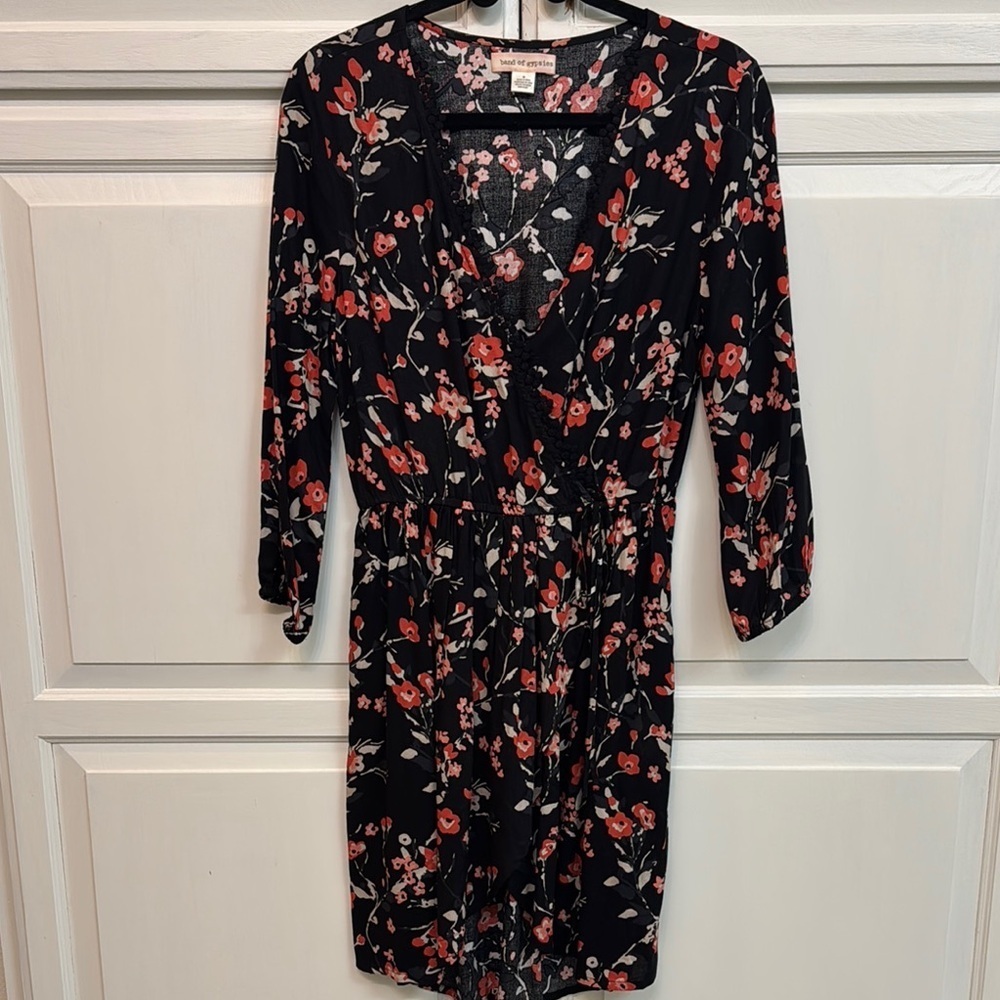 Band of Gypsies Orange and Black Wrap Dress 3/4 Sleeve V-Neck. Size M. Bohemian